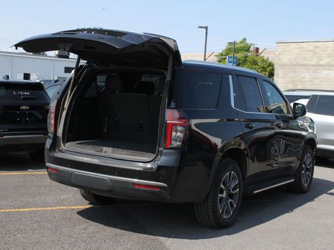 Used 2023 Chevrolet Tahoe LT AWD/4WD image 7