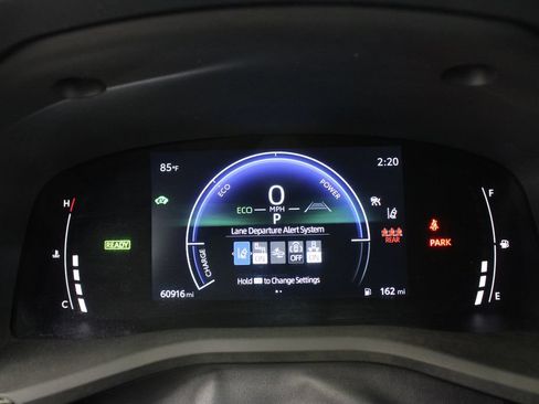 Used 2025 Toyota Camry LE FWD image 10