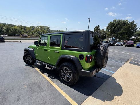 Used 2019 Jeep Wrangler Unlimited Sport S AWD/4WD image 5