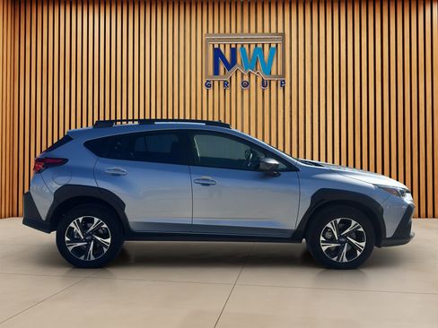 Used 2024 Subaru Crosstrek 2.0i Premium AWD/4WD image 36
