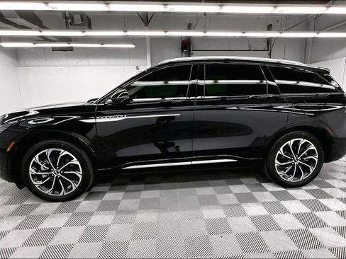 Used 2024 Lincoln Nautilus Reserve w/ Equipment Group 202A AWD/4WD image 15