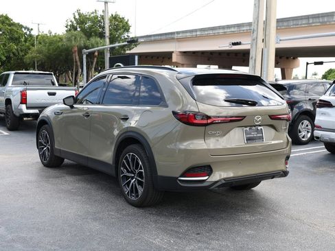 Certified 2025 MAZDA CX-70 Plug-In Hybrid w/ Premium Plus AWD/4WD image 5