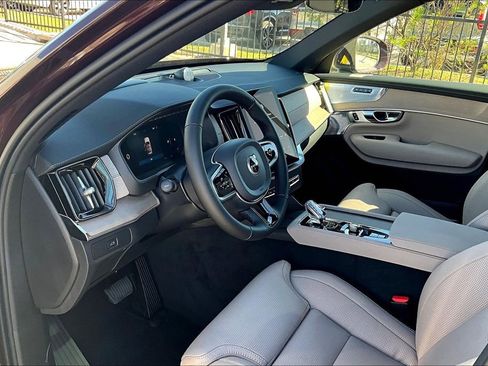 New 2026 Volvo XC90 B5 Ultra image 19