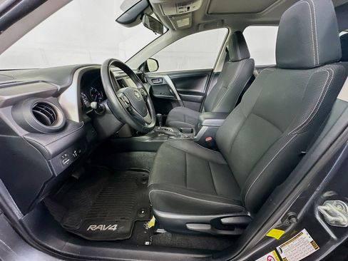 Used 2018 Toyota RAV4 XLE image 13