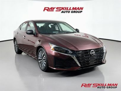 Used 2025 Nissan Altima 2.5 SV