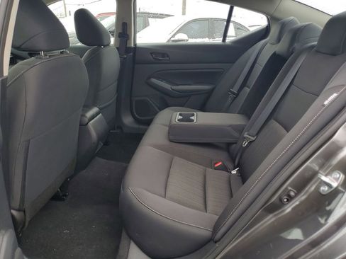 Used 2025 Nissan Altima 2.5 SV image 27