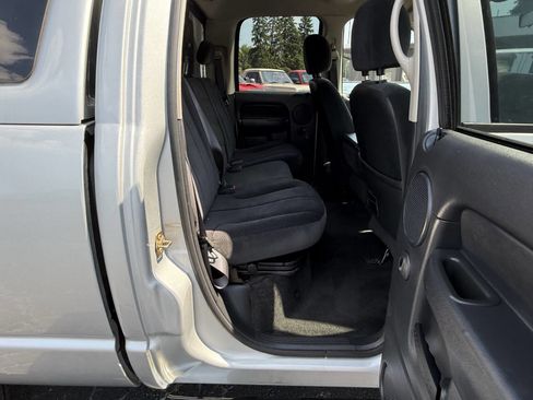 Used 2005 Dodge Ram 1500 Truck SLT image 23