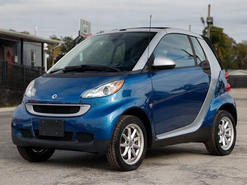Used 2009 smart fortwo passion image 4