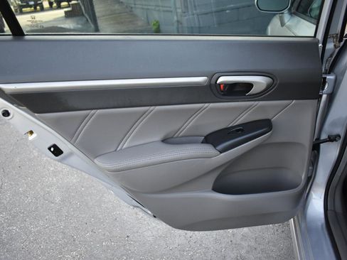 Used 2011 Honda Civic EX-L image 37