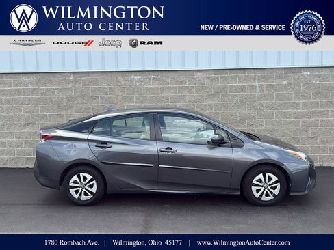 Used 2017 Toyota Prius Four w/ Advanced Technology Package FWD image 1