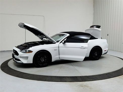 Used 2020 Ford Mustang GT Premium image 11