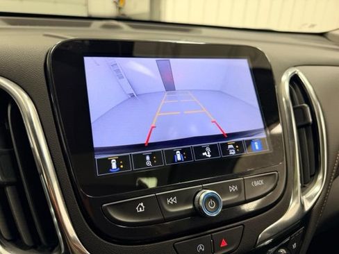 Certified 2024 Chevrolet Equinox Premier AWD/4WD image 15