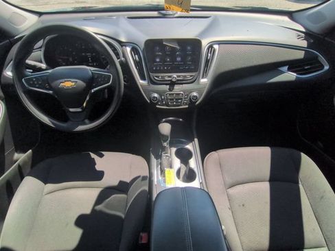 Used 2023 Chevrolet Malibu LT FWD image 27