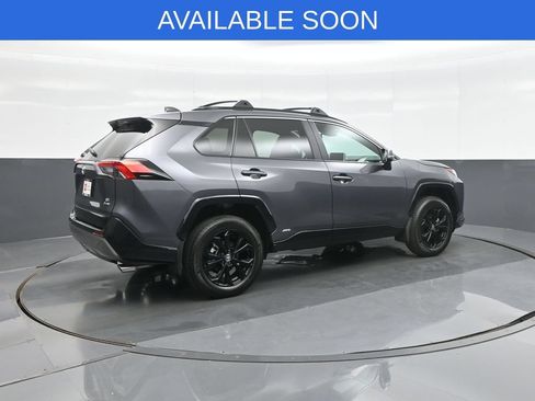 Used 2025 Toyota RAV4 SE w/ Convenience Package AWD/4WD image 7