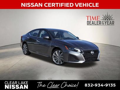 Certified 2025 Nissan Altima 2.5 SL