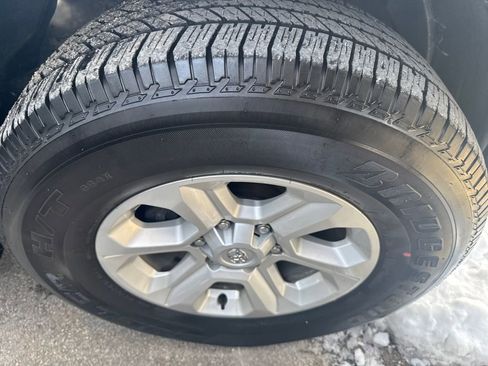 Used 2023 Toyota 4Runner SR5 Premium image 39