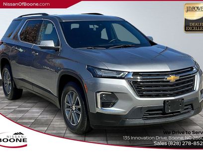 Used 2023 Chevrolet Traverse LT
