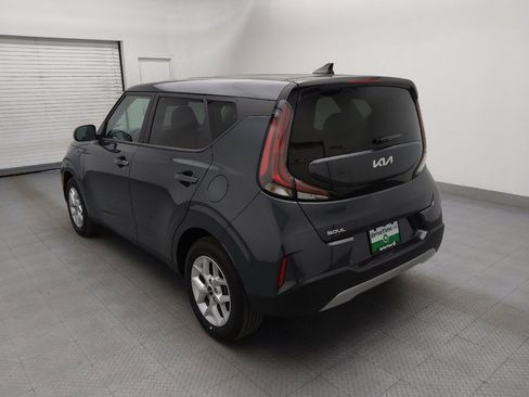 Used 2025 Kia Soul LX image 5