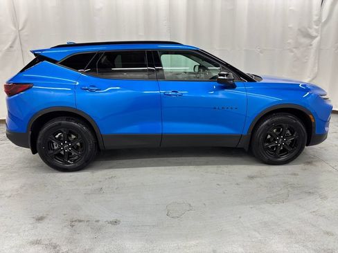 Used 2024 Chevrolet Blazer LT w/ Midnight/Sport Edition image 6