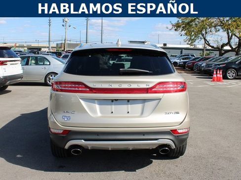 Used 2017 Lincoln MKC Reserve w/ Lincoln MKC Climate Package image 4