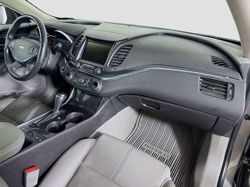 Used 2019 Chevrolet Impala Premier w/ Premier Confidence Package image 30