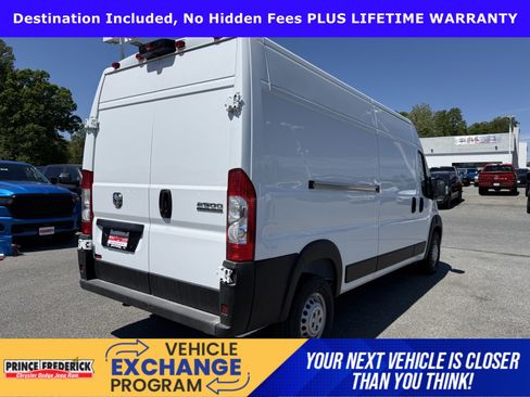 New 2026 RAM ProMaster 2500 FWD image 3