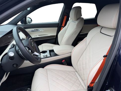 Used 2026 Genesis GV70 3.5T Sport Prestige image 9