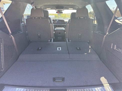 New 2026 Chevrolet Tahoe Premier image 12