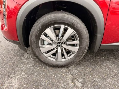 New 2026 Nissan Pathfinder SL AWD/4WD image 9