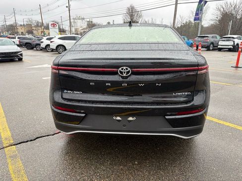 New 2026 Toyota Crown Limited image 4