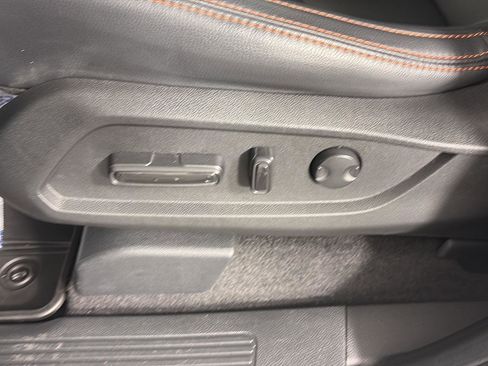 Used 2025 Honda Pilot TrailSport image 24