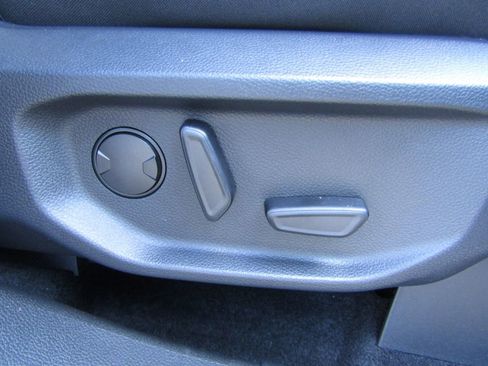 New 2025 Ford Ranger XLT w/ Equipment Group 301A High image 37