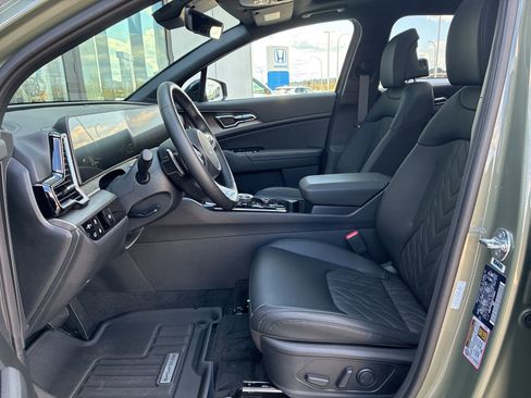 Used 2025 Kia Sportage X-Line AWD/4WD image 10