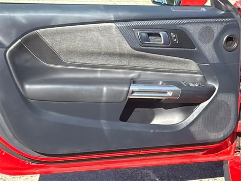 Used 2024 Ford Mustang Coupe image 11