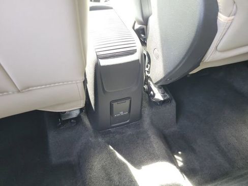 Used 2018 Buick Encore Essence FWD image 11