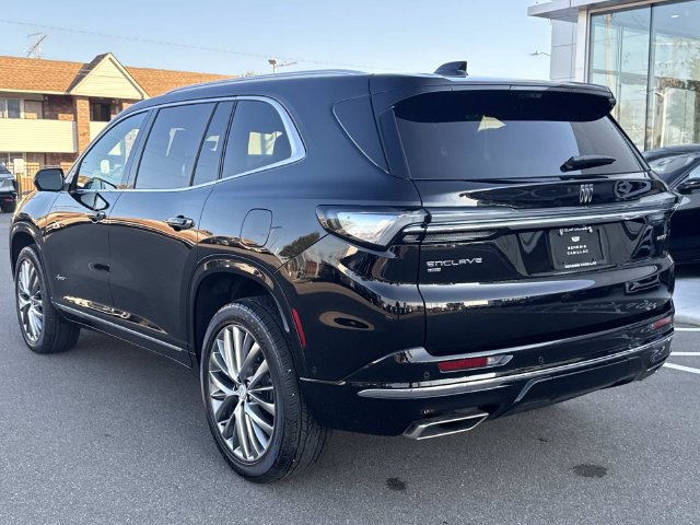 Used 2026 Buick Enclave Avenir AWD/4WD image 8