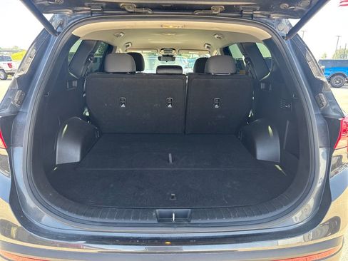 Used 2023 Hyundai Santa Fe SEL FWD image 10