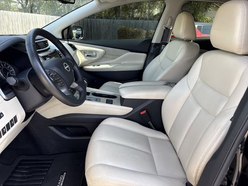Used 2024 Nissan Murano SV FWD image 9