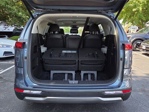 Certified 2024 Kia Carnival SX Prestige FWD image 5