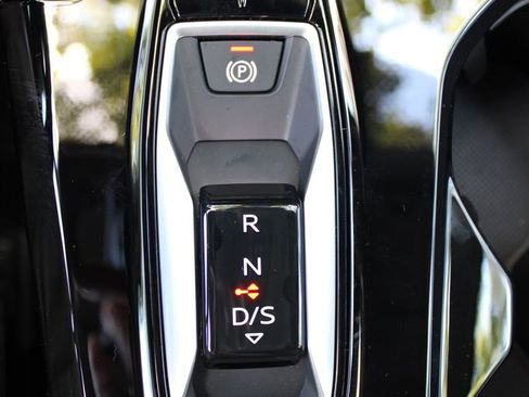 Used 2025 Audi Q5 Premium Plus w/ Premium Plus image 32