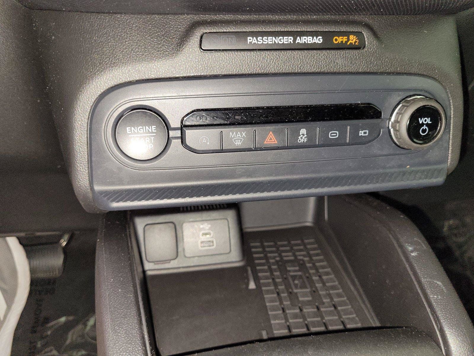 Used 2025 Ford Bronco Sport Big Bend w/ Convenience Package AWD/4WD image 28