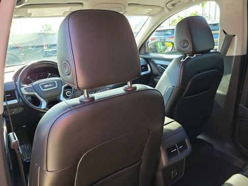 Used 2019 GMC Terrain SLT w/ Preferred Package image 15