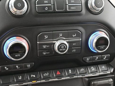 Used 2021 GMC Sierra 2500 Denali w/ Denali Ultimate Package image 22