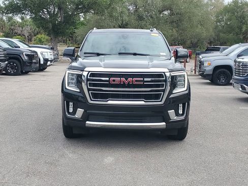 Used 2021 GMC Yukon SLT w/ SLT Premium Package AWD/4WD image 2