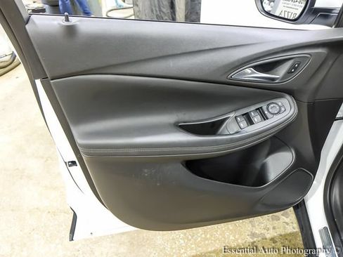 Used 2023 Buick Encore GX Preferred w/ Cold Weather Comfort Package FWD image 18