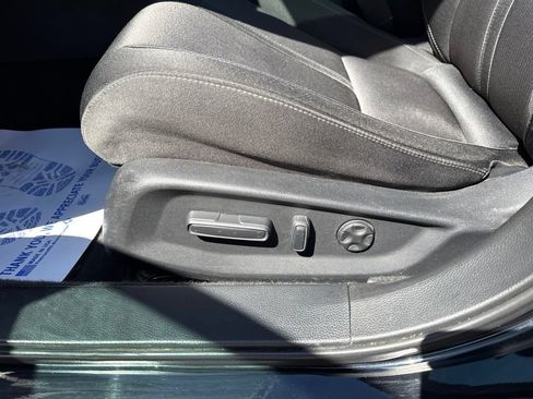 Used 2018 Honda Accord EX image 56