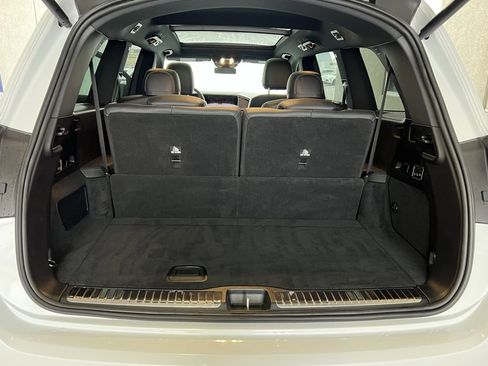 Certified 2025 Mercedes-Benz GLS 580 4MATIC image 37