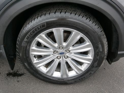 Used 2020 Ford Explorer Limited w/ Class III Trailer Tow Package image 15