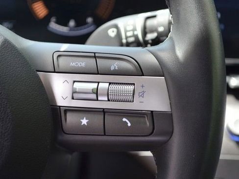Used 2025 Hyundai Kona SEL AWD/4WD image 21