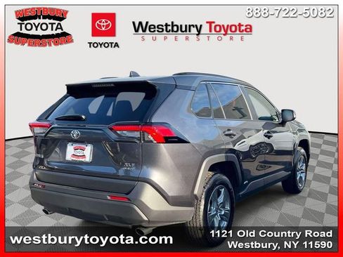 Used 2025 Toyota RAV4 XLE image 6